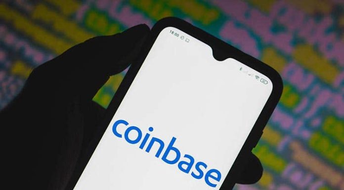 Las acciones de Coinbase han bajado un 50% desde su máximo histórico