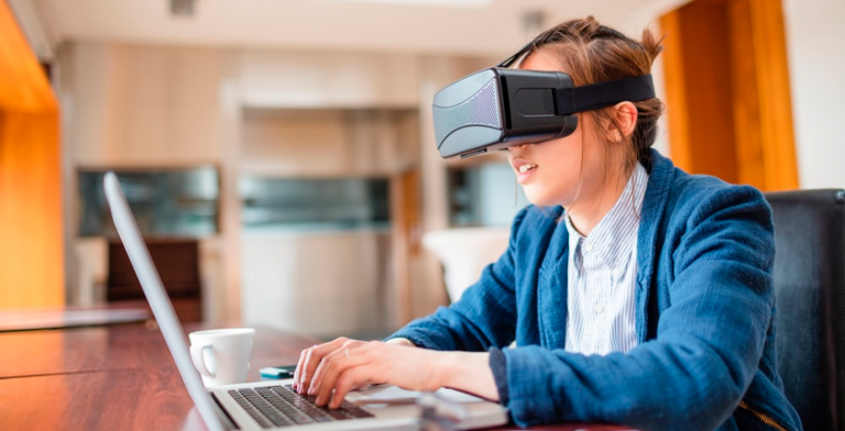 Préstamo es una realidad virtual que te ayuda sin que veas | Foto: Simular Préstamo es una realidad virtual que te ayuda sin que veas | Foto: Simular