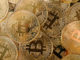 Ballenas de Bitcoin aprovechan el drop y compran más de 6 mil BTC en un día