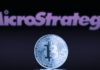 Coinbase, MicroStrategy, otras acciones expuestas a Bitcoin se acumulan en medio de un colapso criptográfico