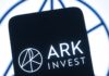 Ark Invest de Cathie Wood descarga USD 75 millones en acciones de Coinbase