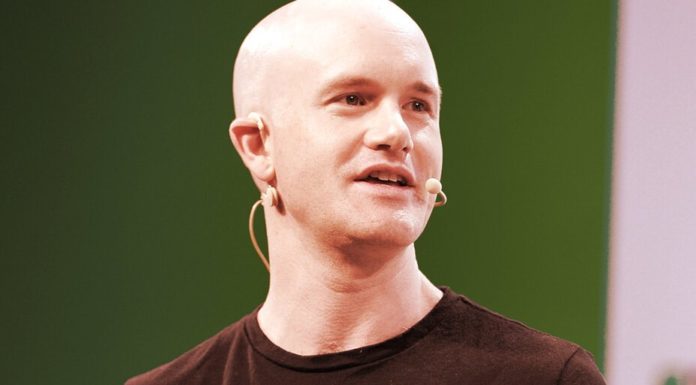 El CEO de Coinbase dice que Exchange está recortando costos y centrándose en las suscripciones