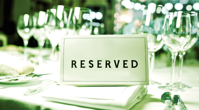 ¿Los NFT VIP de restaurante son DOA? Twitter piensa que sí