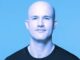 Salir a bolsa ‘Ponnos en el escenario principal’: CEO de Coinbase