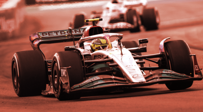El equipo Mercedes F1 suspende el acuerdo FTX en medio del colapso de la compañía