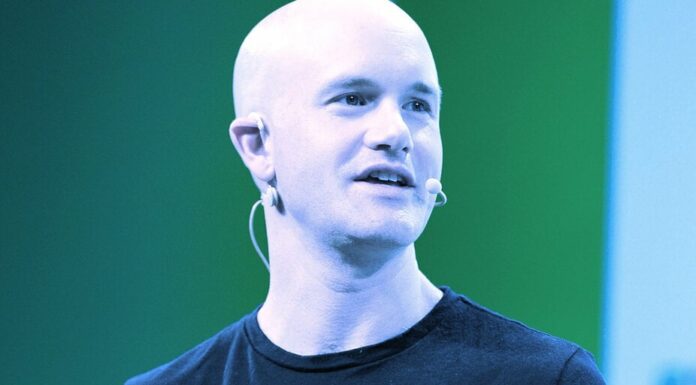 Tomar medidas enérgicas contra las criptoempresas de EE. UU. por la crisis de FTX ‘no tiene sentido’: CEO de Coinbase