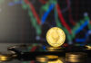 Whale mueve 73.000 ETH a Binance y cae Ether
