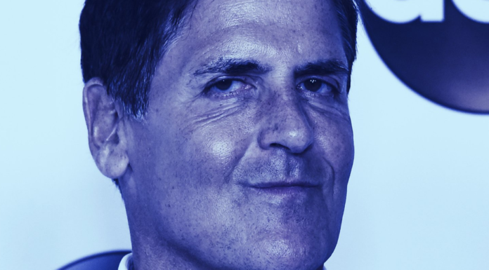 Mark Cuban se duplica en Bitcoin mientras desprecia el oro