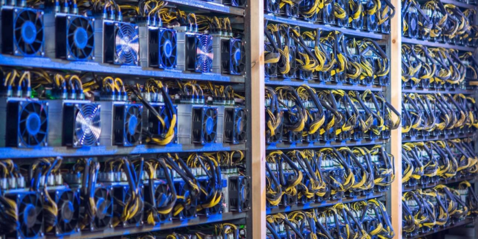 bitcoin-mining-farm-gID_7.jpg@png.png