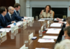 La Casa Blanca se reúne con los líderes de AI en un intento de ‘proteger a nuestra sociedad’