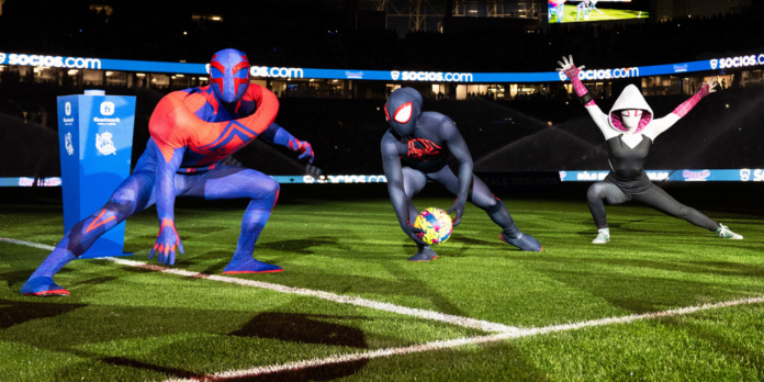 Spider-Man-Socios-Soccer-gID_7.jpg@png.png
