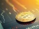 Bitcoin cierra la semana en máximos, pero abre en mínimos de mayo; PASTEL pierde 20%