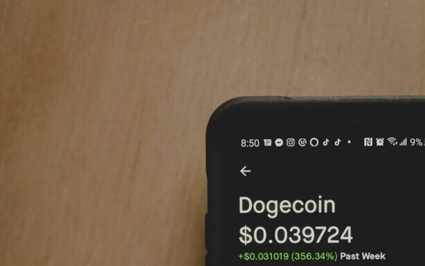 El interés abierto de futuros de Dogecoin (DOGE) aumenta un 40%, lo que indica un posible pico de precios