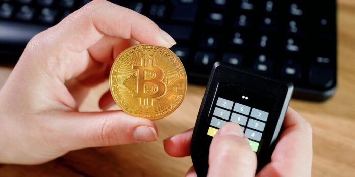 Bitcoin-Wallet-shutterstock_2182942893-16x9-1-gID_7.jpg