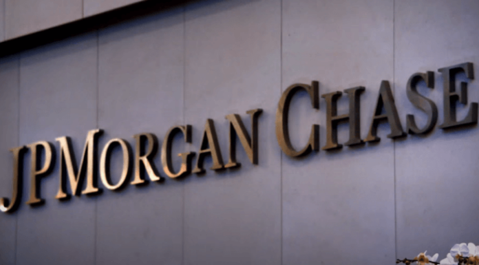 Jamie Dimon, director ejecutivo de JPMorgan Chase, dice que es poco probable que la economía estadounidense tenga un aterrizaje suave