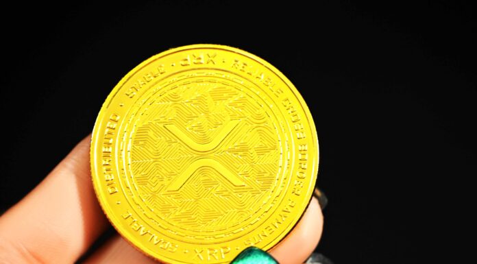 Criptoanalista predice un aumento de precios de XRP del 2450% luego de un cruce alcista