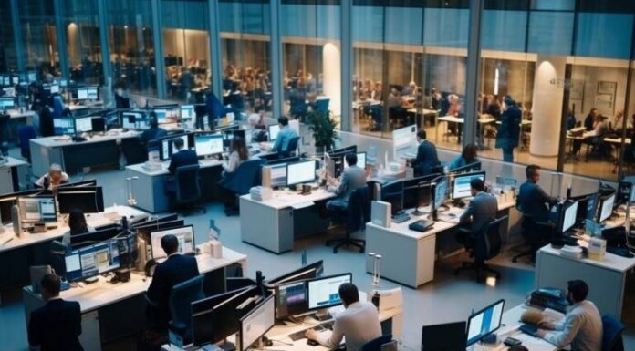 La mayoría de los trabajadores estadounidenses abogan por una semana laboral de cuatro días, según revela una encuesta