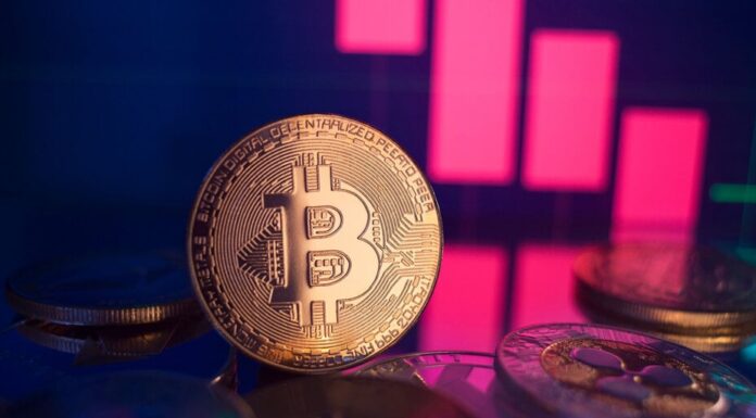 Bitcoin se hunde en el segundo día de ETF Mania a medida que se disparan las liquidaciones