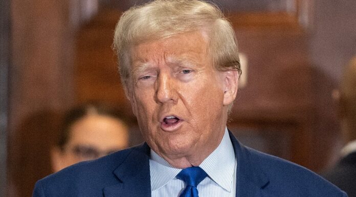 Trump arroja millones en Ethereum después de desastroso NFT Redux