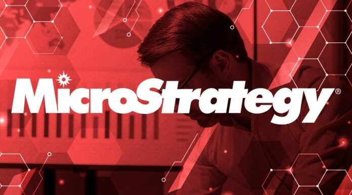 El analista que hizo que Bitcoin fuera optimista dice que las acciones de MicroStrategy se desplomarán