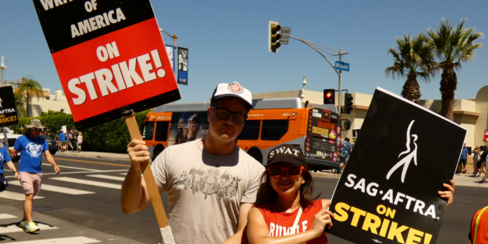 sag-aftra-strike-01-jason-nelson-decrypt-gID_7.png