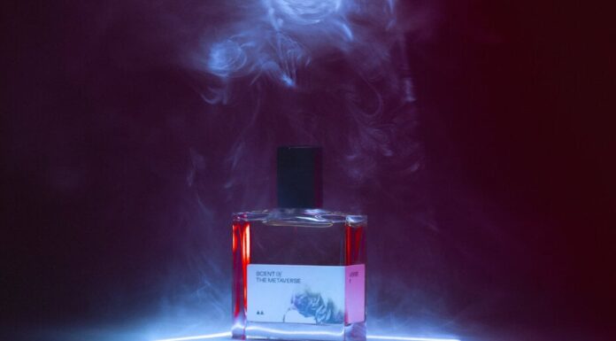Cómo un perfume DAO llevó su 'aroma del metaverso' a la tienda de lujo Harvey Nichols