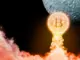 El audaz pronóstico de Bitcoin de Tom Lee: $ 50 000 a $ 500 000: cómo los ETF están impulsando el precio