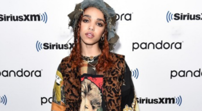 La música FKA Twigs le dice al Congreso que creó su propia IA Deepfake