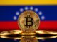 Venezuela prohíbe la minería de criptomonedas