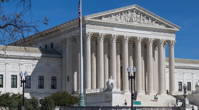 La Corte Suprema critica los aranceles de Trump: ¿Se avecina un aumento repentino de Bitcoin y las criptomonedas?