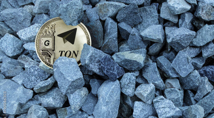 Toncoin bajo presión mientras el precio de TON cae por debajo de la media móvil simple (SMA) de 100 días y se avecina un aumento de $6