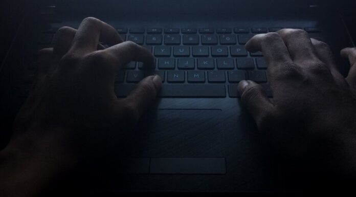 Más de 220 protocolos DeFi siguen en riesgo por el secuestro de DNS de Squarespace