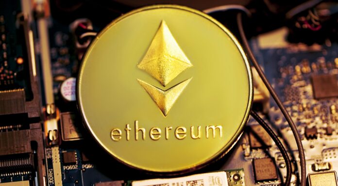 Prepárense para el impacto: el precio de Ethereum podría caer a $1,200 en diciembre, dice un experto