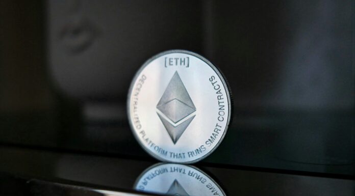 ¿Apostar en solitario en Ethereum es más fácil? Vitalik Buterin apoya requisitos de entrada más bajos
