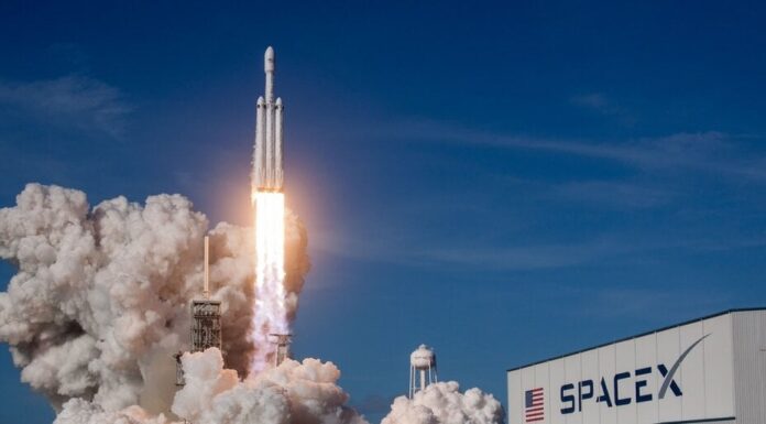 La FAA investiga la explosión de la nave espacial SpaceX después del último fallo en la prueba
