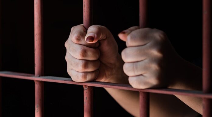 La ex estrella de la Corte Suprema ha revocado a medida que los federales descubren Crypto Trail