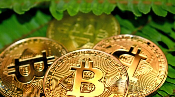 Precio de bitcoin establecido para reversión a $ 130,000 después de formar la mayor copa y manejar soporte