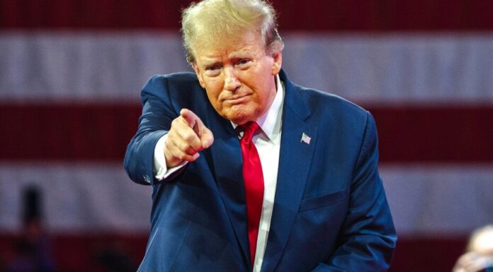 Donald Trump promete hacer de Estados Unidos la 'superpotencia de bitcoin indiscutible'