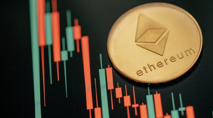 Dogecoin, Solana hacia abajo por dos dígitos a medida que el precio de Ethereum alcanza los 15 meses bajo