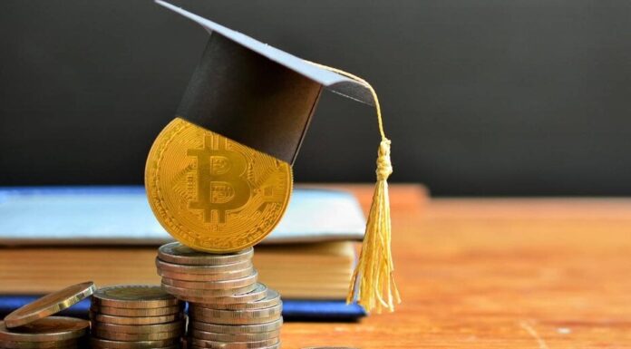 Scottish School aceptará pagos de bitcoin, puede lanzar BTC Reserve