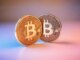 Mercado incrédulo: Bitcoin sube mientras los comerciantes apuestan en su contra