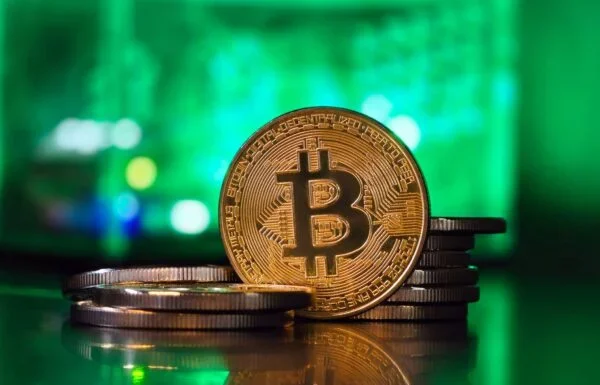 Bitcoin versus oro: este gráfico de ondas de Elliott dice que el movimiento real no ha comenzado