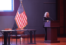 Lummis reafirma: Estados Unidos no debe ceder el control de los activos digitales.
